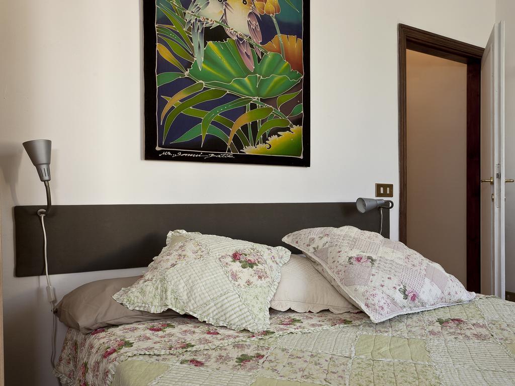 Oltrarno Home Silvia ฟลอเรนซ์ ห้อง รูปภาพ